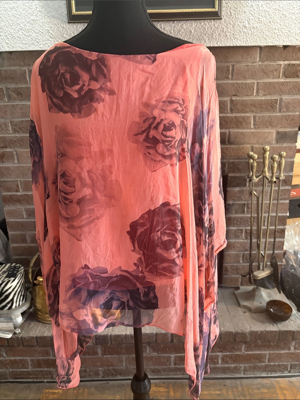 Source Unknown Coral Sheer Floral Tunic with Dark Rose Print